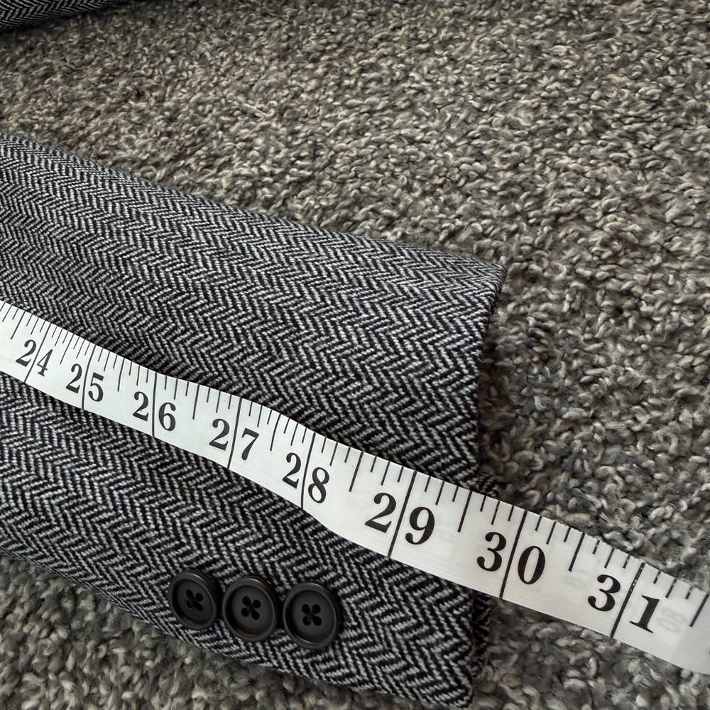 Brooks Brothers Gray Herringbone Sport Coat - Picture 8 of 10